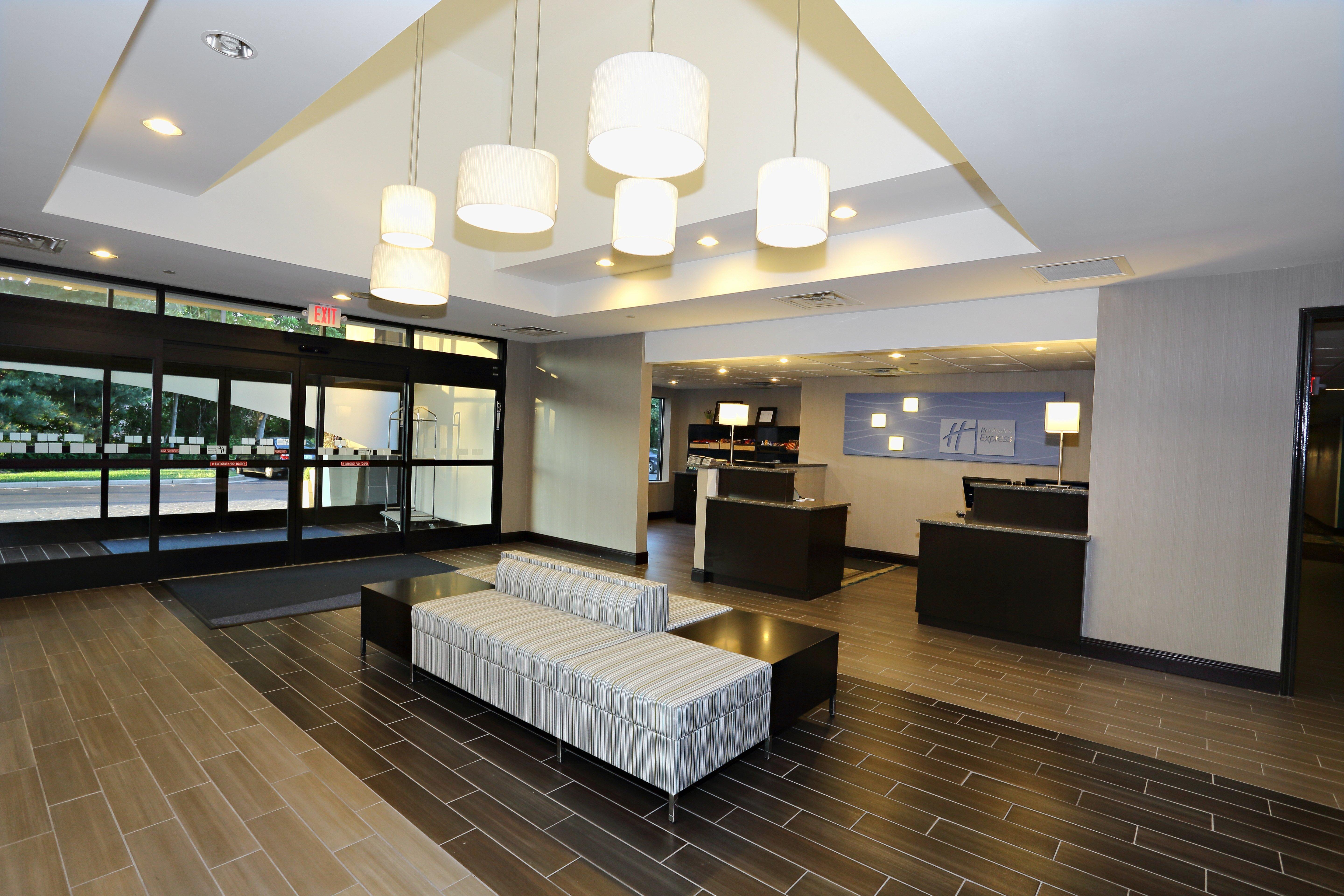 Holiday Inn Express Brentwood-South Cool Springs By Ihg Esterno foto